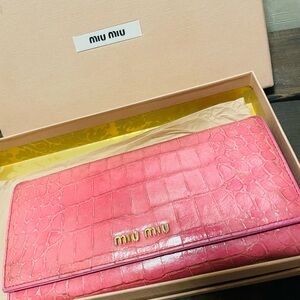 Miu Miu Vibrant Pink Croc-Embossed Wallet